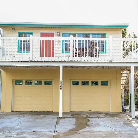 5560 Palmetto Villa